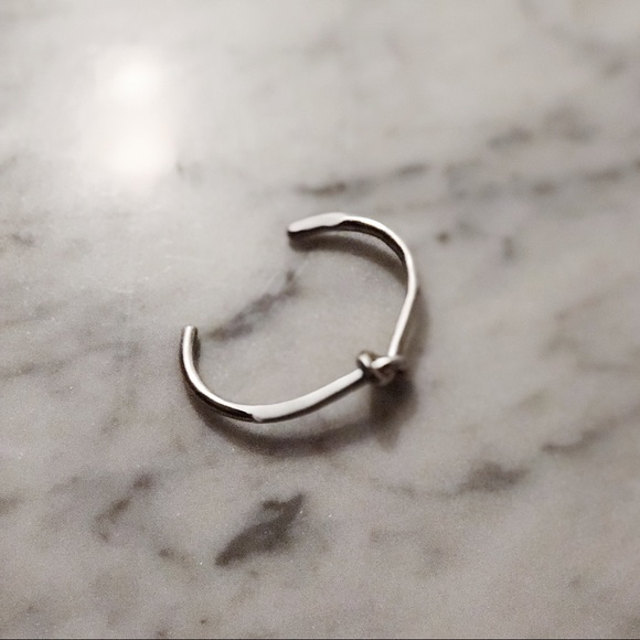 ➕ SOLD ➕ Céline Knot Bracelet Small - Picture 3 of 5